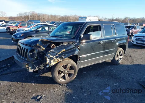 2015 Jeep Patriot High Altitude Edition z USA, uszkodzony, nr VIN 1C4NJRFB7FD348041